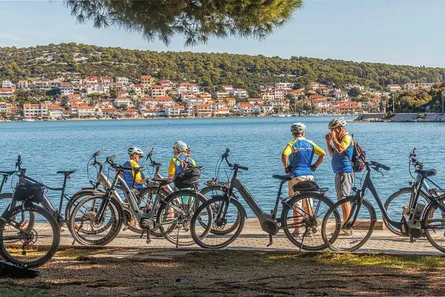 Radfahren auf Murter: Die besten Touren rund um die Insel 2026