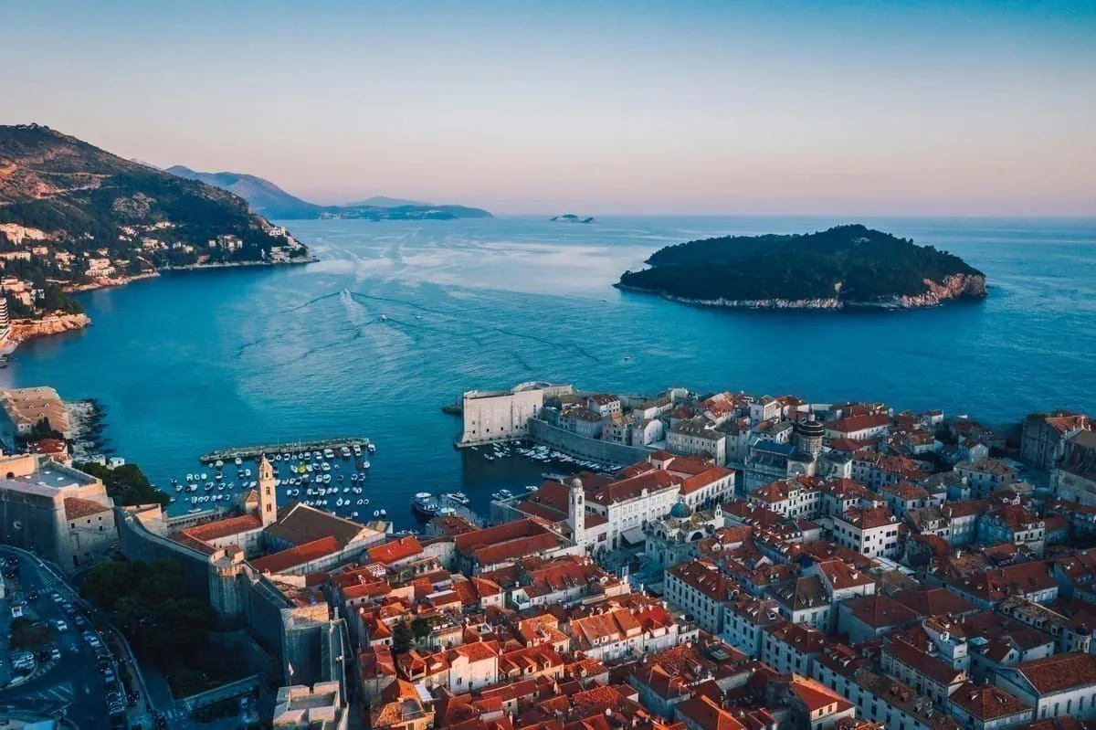 Kajak in Kroatien: Die besten Spots für Seekajak und Fluss 2026