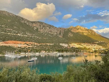 Glamping in Kroatien 2026: Die besten Luxuszelte, Baumhäuser & Safari-Lodges