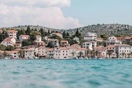 Fähren im Kvarner: Cres, Rab, Krk und Lošinj erreichen (2026)