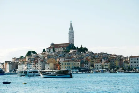 Parken in Rovinj: Zonen, Preise und wo du noch Platz findest (2026)
