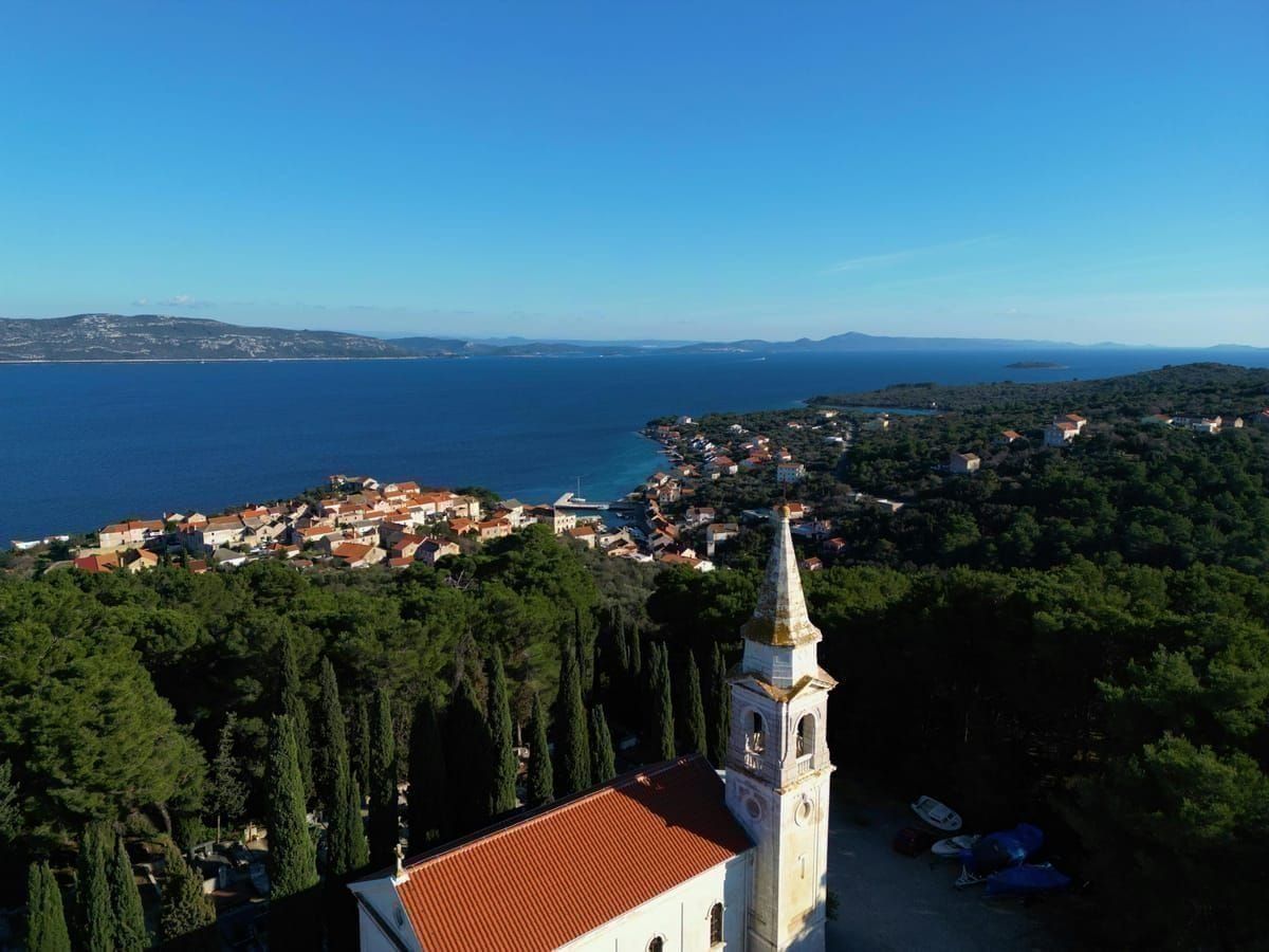 Gravel-Route durch istrische Weinberge