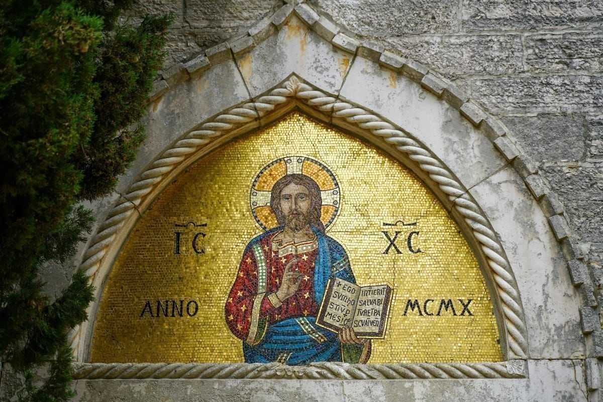 Blick auf Motovun vom Tal