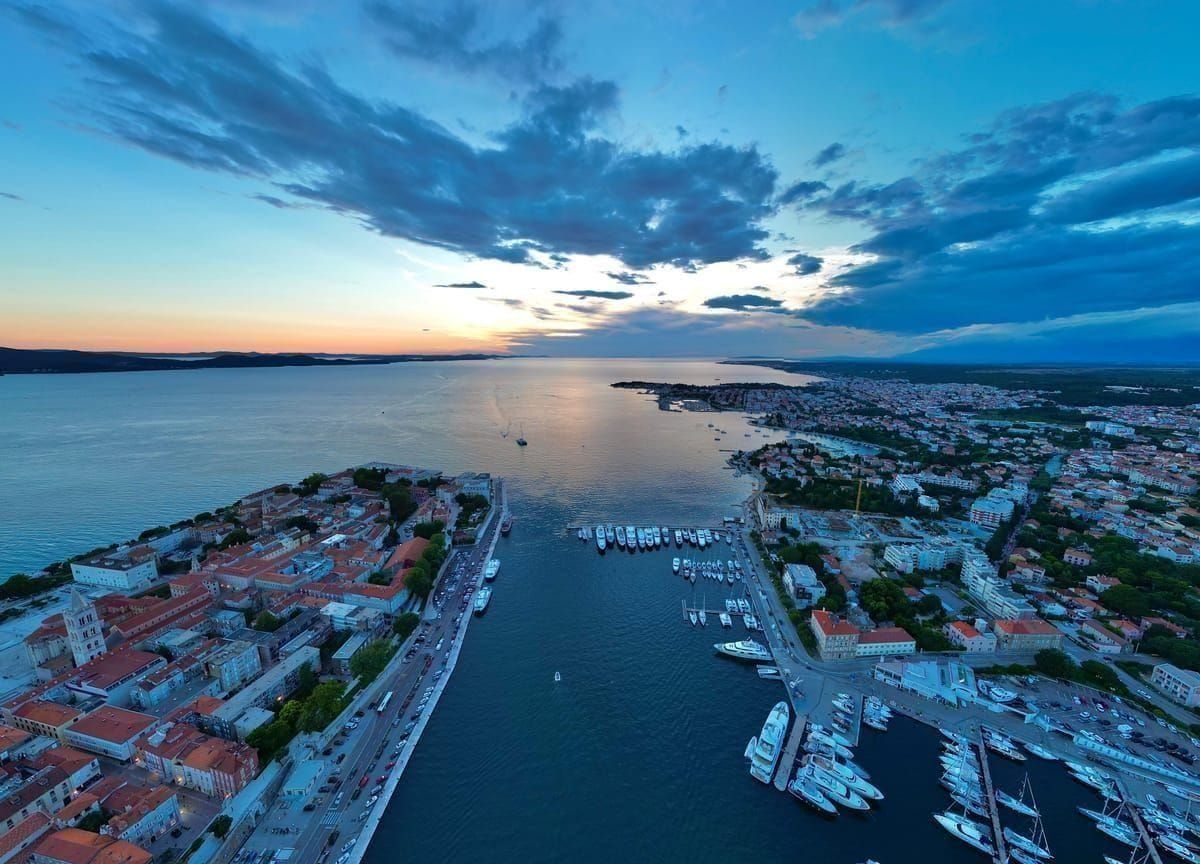 Ankunft am Flughafen Zadar