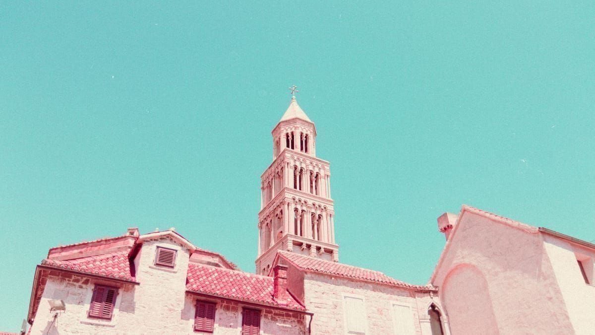 Fähren legen direkt vor der Altstadt von Split an