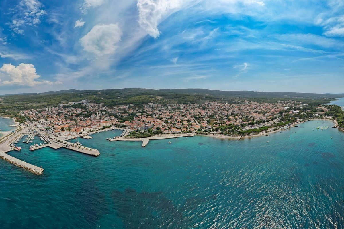 Blick über den Kvarner-Golf mit den Inseln Krk und Rab