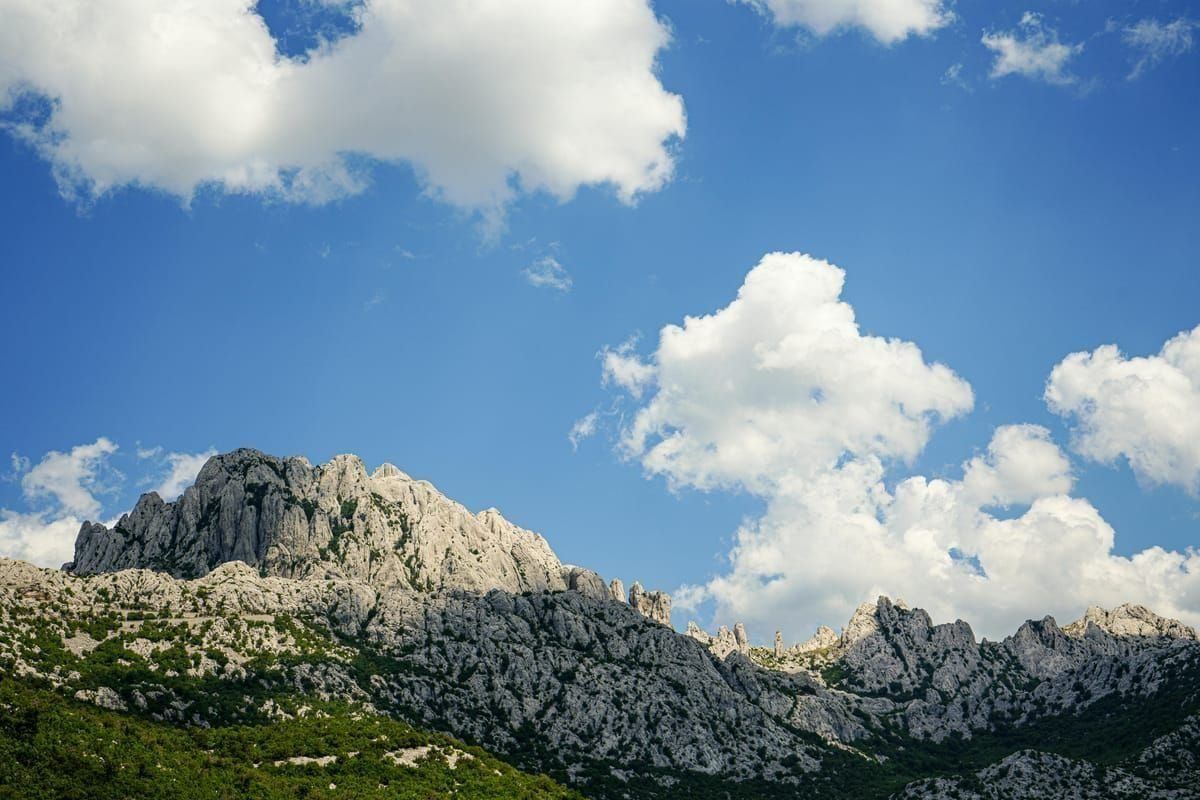 Wanderweg auf dem Mosor mit Blick auf Split